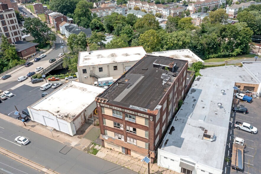 More Photos Of 636 E State St, Trenton Warehouse For Sale