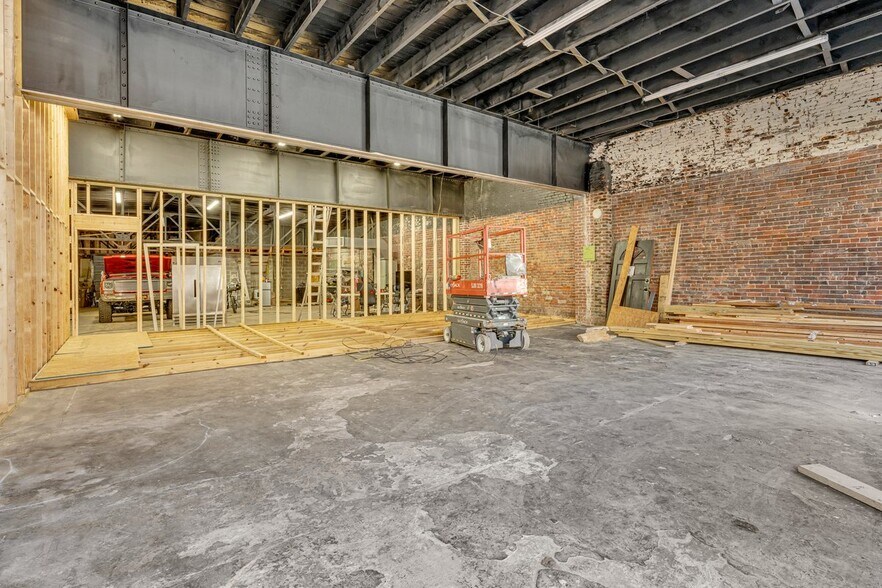 More Photos Of 227 Cedar Ave, South Pittsburg Freestanding For Sale