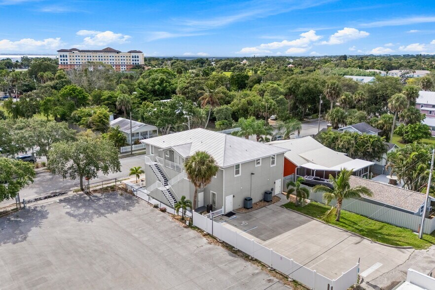 More Photos Of 2012 Vernon Pl, Melbourne Office Residential For Sale