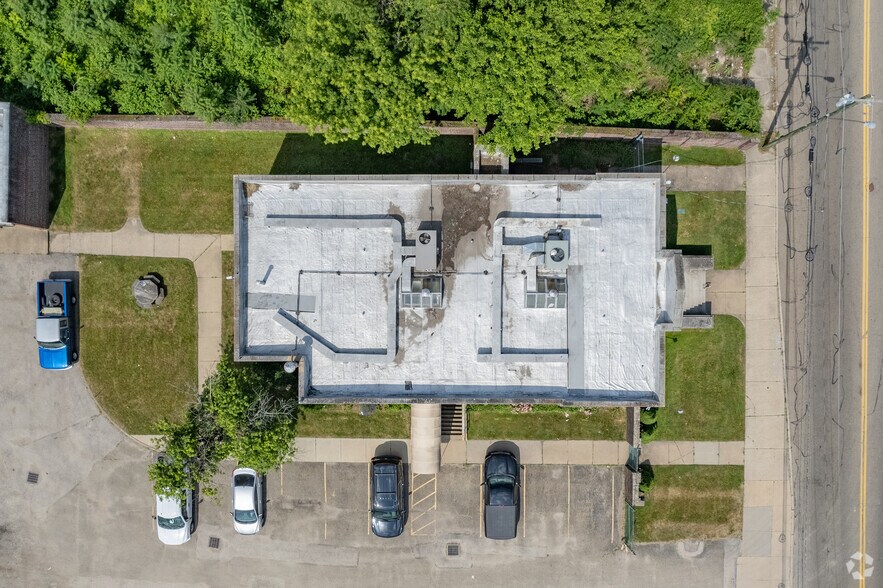 More Photos Of 148 E Miller Ave, Akron Industrial For Sale