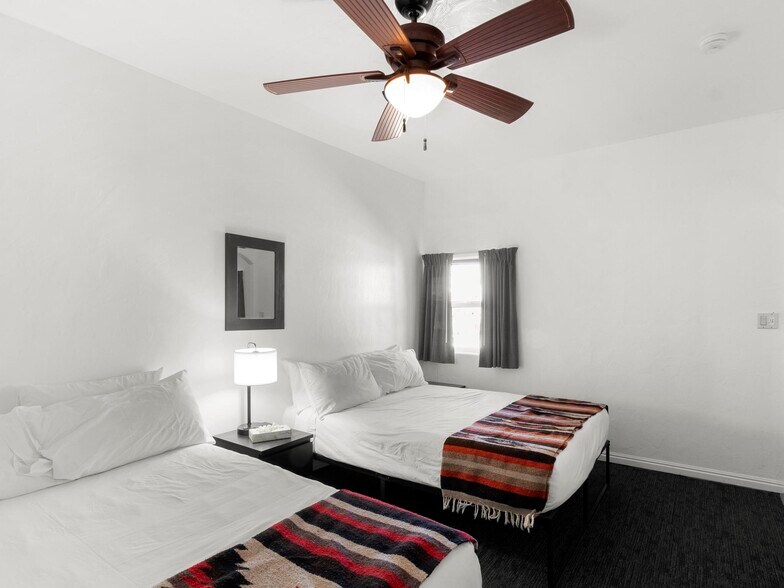 More Photos Of 475 W Main St, Escalante Hotel For Sale