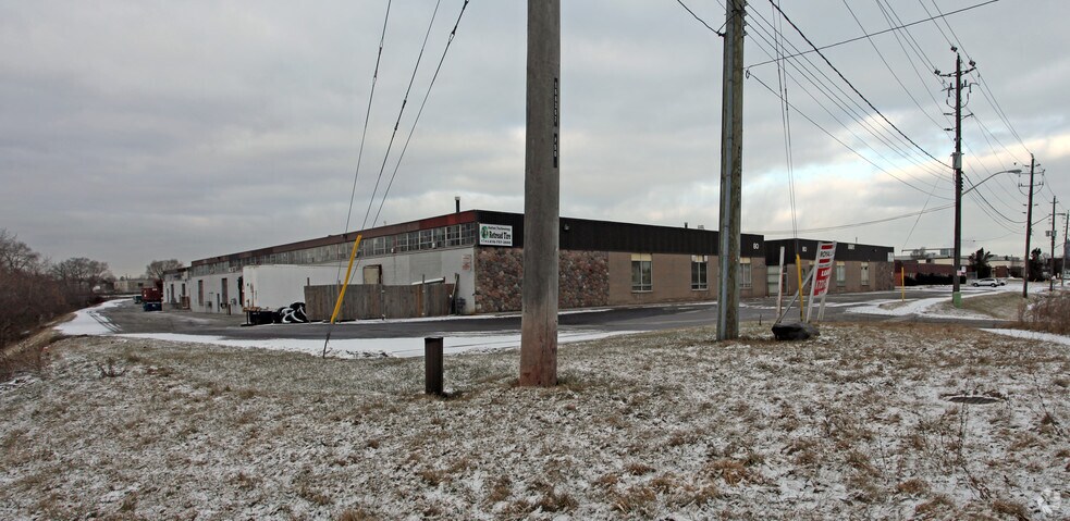 More Photos Of 80 Midwest Rd, Toronto Warehouse For Lease