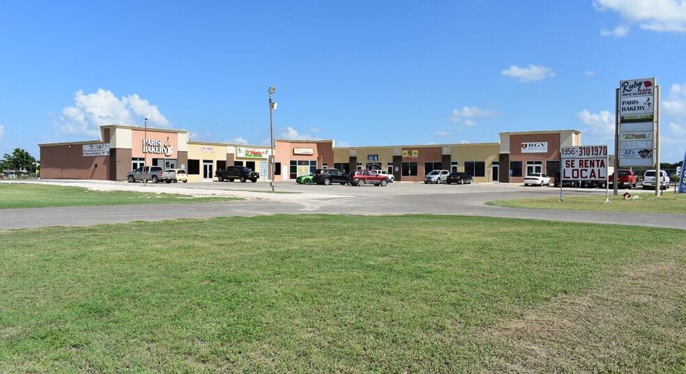 More Photos Of 6600 N Val Verde Rd, Donna Storefront Retail Office For Lease