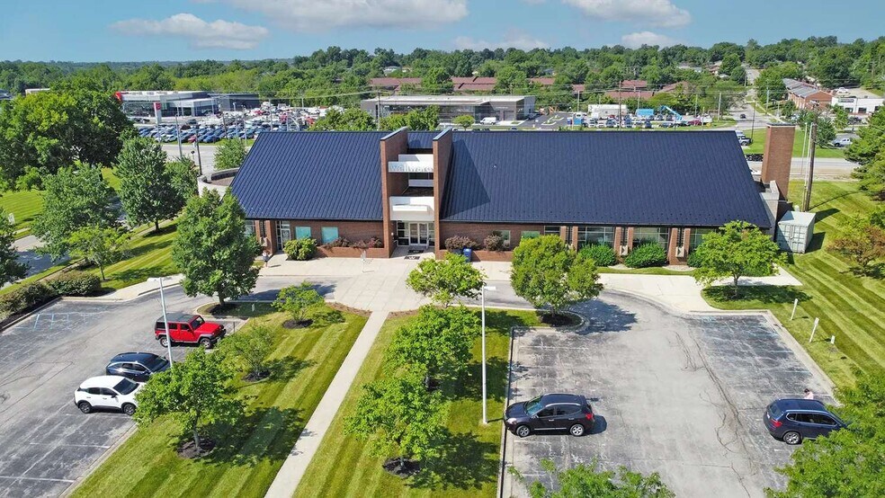 More Photos Of 101 N Eagle Creek Dr, Lexington Medical For Lease