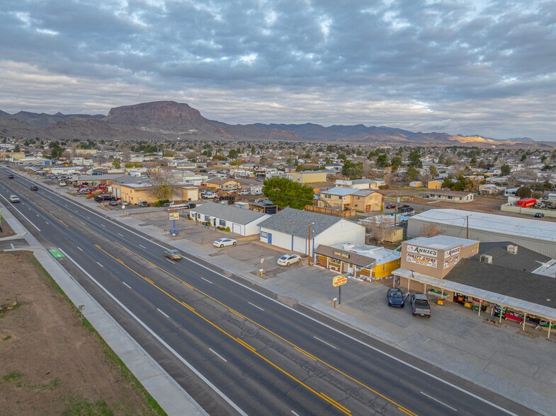 More Photos Of 2565 E Northern Ave, Kingman General Retail For Sale