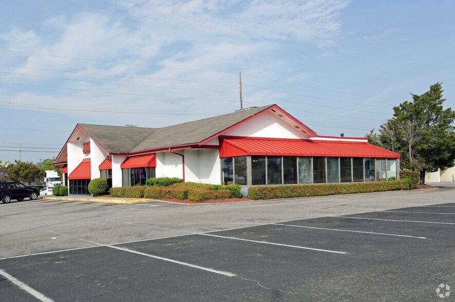 More Photos Of 1206 S Kings Hwy, Myrtle Beach Restaurant For Sale