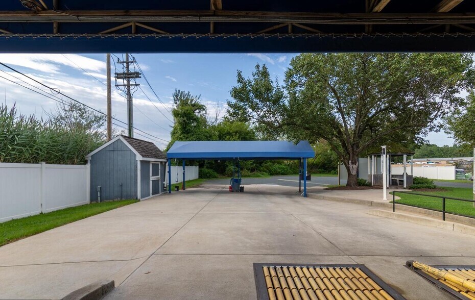More Photos Of 29328 Matthewstown Rd, Easton Carwash For Sale