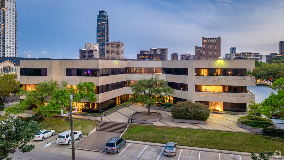 More Photos Of 2121 Sage Rd, Houston Medical For Lease