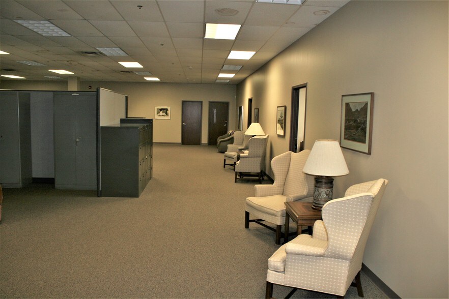 More Photos Of 9301 S Innovation Dr, Daleville Office For Sale