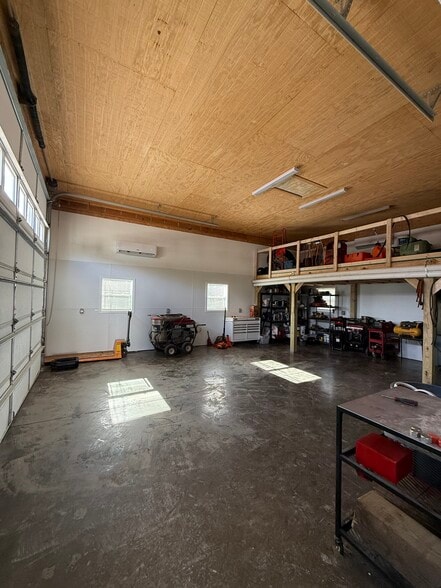 More Photos Of 120 Wade Herrod Rd, Smyrna Freestanding For Lease