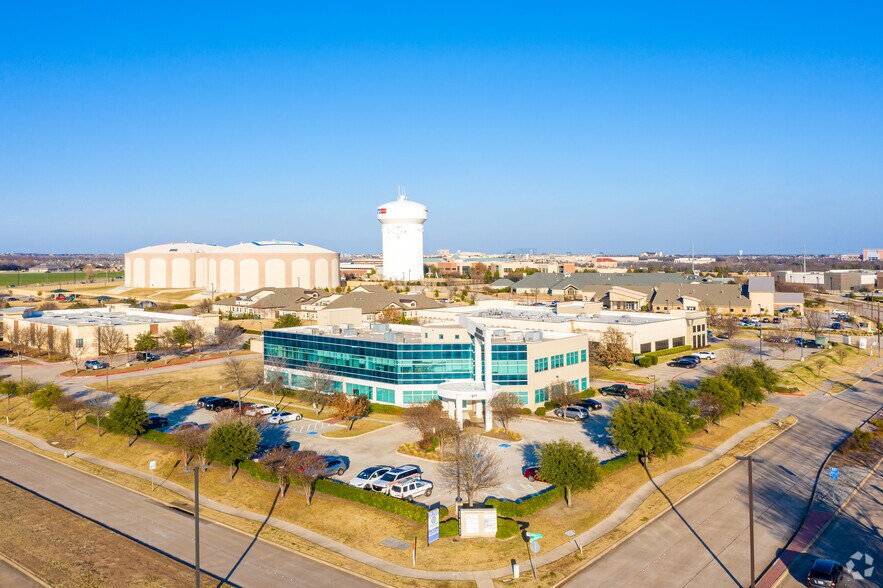 More Photos Of 977 Raintree Cir, Allen Medical For Lease