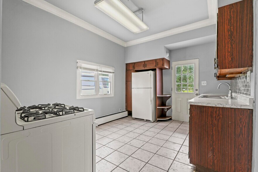 More Photos Of 316-322 Taylor Ave, Scranton Apartments For Sale