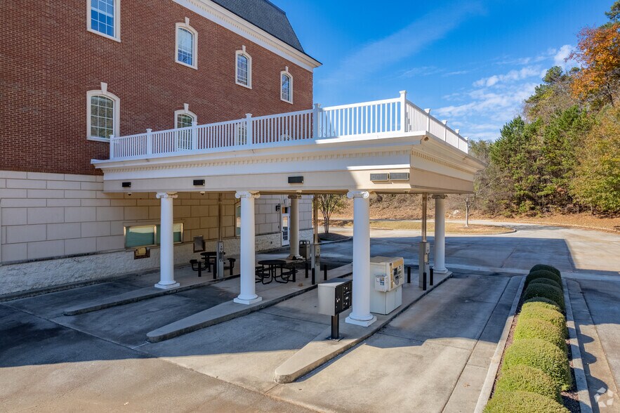 More Photos Of 5977 Spout Springs Rd, Flowery Branch Religious Facility For Sale