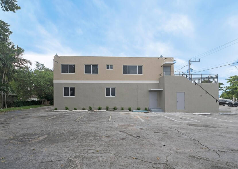 More Photos Of 11911 W Dixie Hwy, Miami Lodge Meeting Hall For Sale