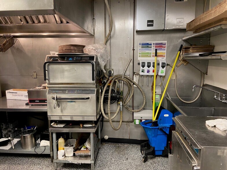 More Photos Of 340 W Northland Ave, Grand Chute Restaurant For Sale