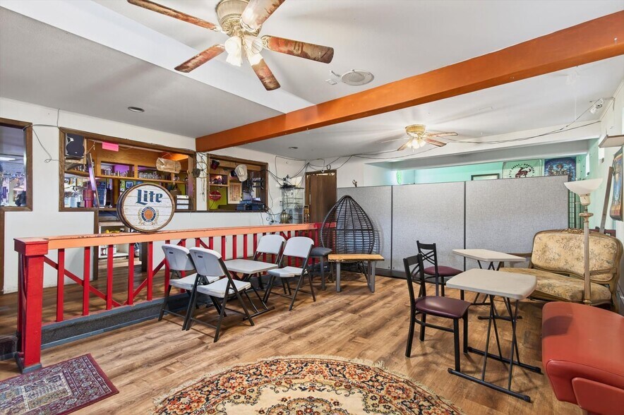 More Photos Of 50316 Columbia River Hwy, Scappoose Restaurant For Sale