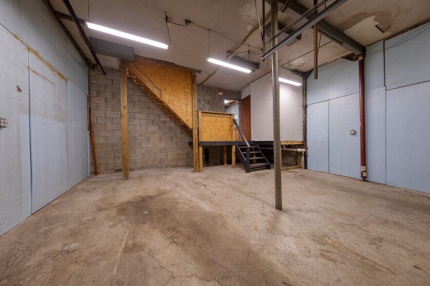 More Photos Of 340 Center Ave, Pittsburgh Medical For Sale