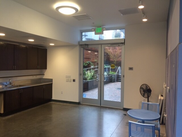 More Photos Of 261 Octavia Blvd, San Francisco Apartments For Lease