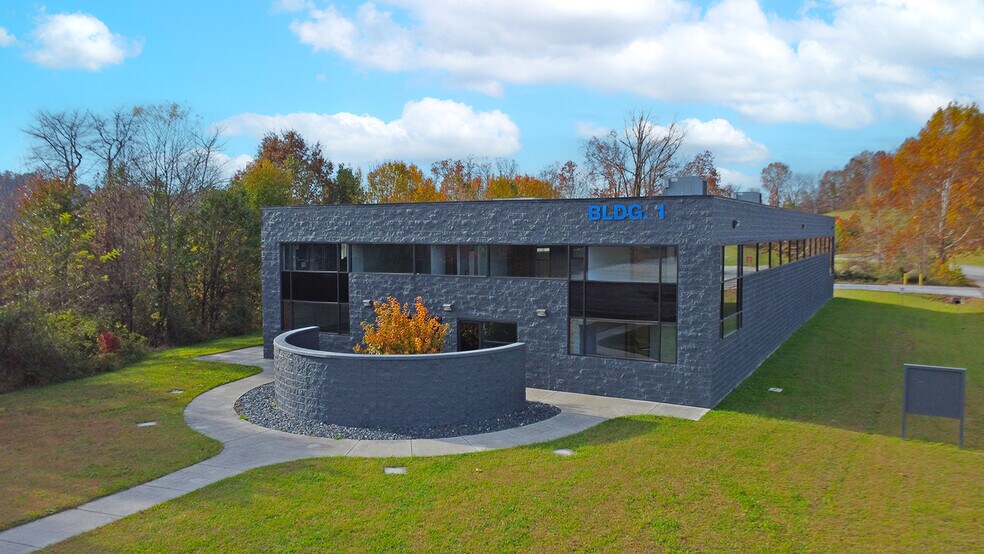 Primary Photo Of 87 Carpenter Dr, Annville Warehouse For Lease