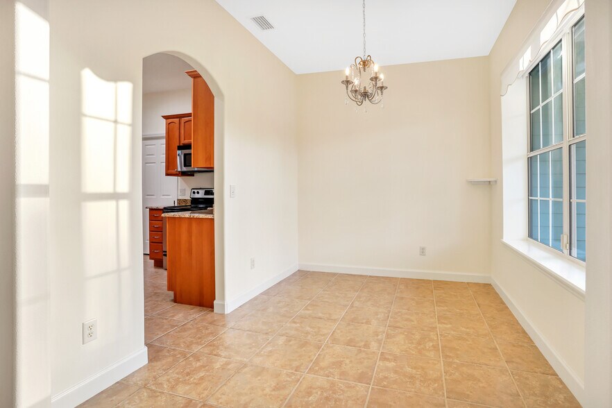 More Photos Of 311 S Main St, Winter Garden Office For Sale