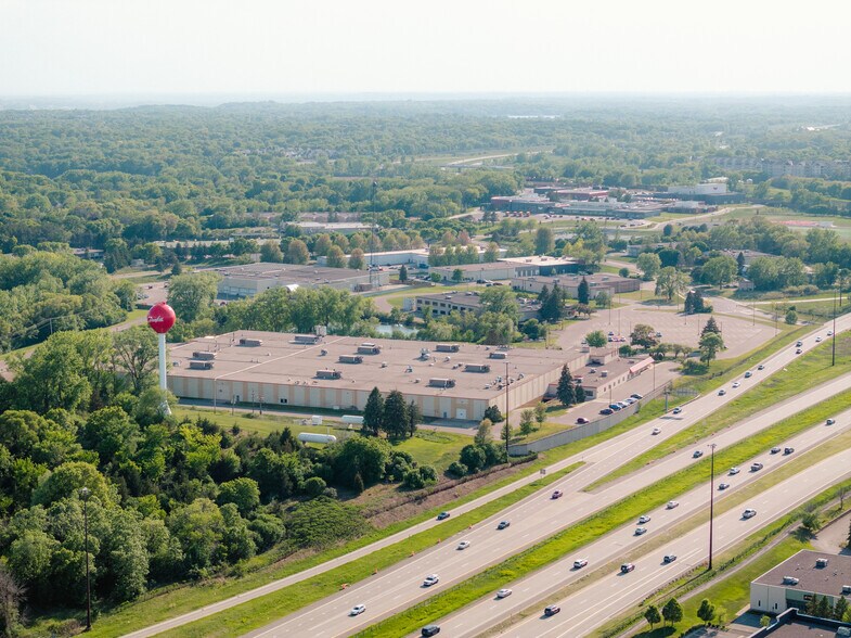 More Photos Of 14900 Technology Dr, Eden Prairie Manufacturing For Lease