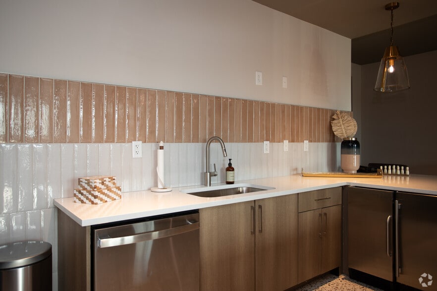 More Photos Of 222 S Main St, Mooresville Apartments For Lease