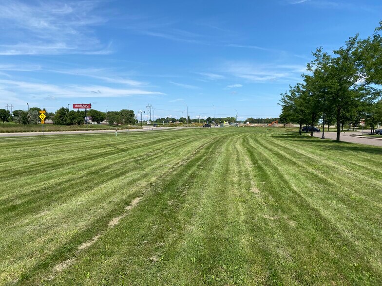 More Photos Of 6600 Laketowne Pl, Albertville Land For Sale
