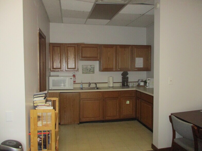 More Photos Of 704-708 Sumner Ave, Springfield Office Residential For Sale