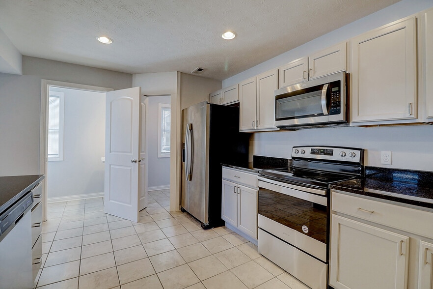 More Photos Of , Indianapolis Multifamily For Sale
