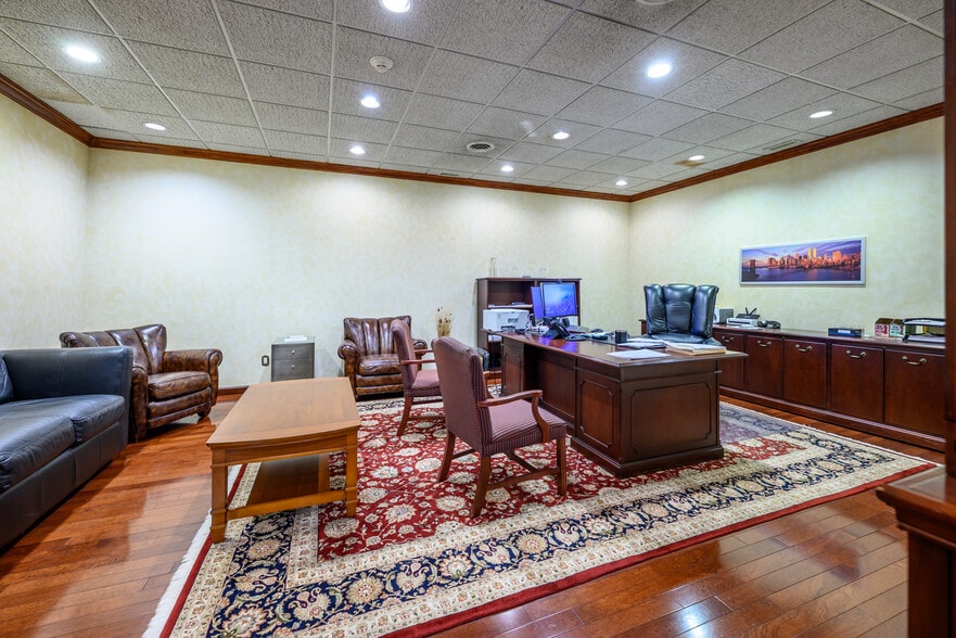 More Photos Of 307 W Pleasantview Ave, Hackensack Warehouse For Sale
