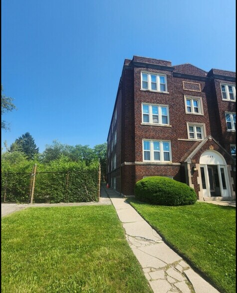 More Photos Of 1705 Oakman Blvd, Detroit Apartments For Sale