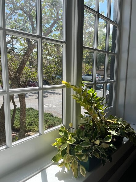 More Photos Of 1110 Douglas Ave, Altamonte Springs Office For Lease