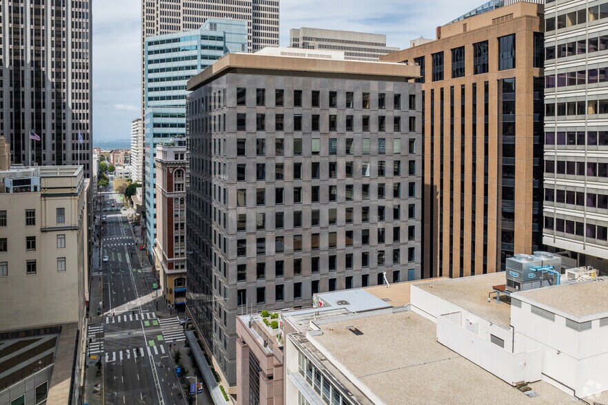 More Photos Of 255 California St, San Francisco Coworking Space