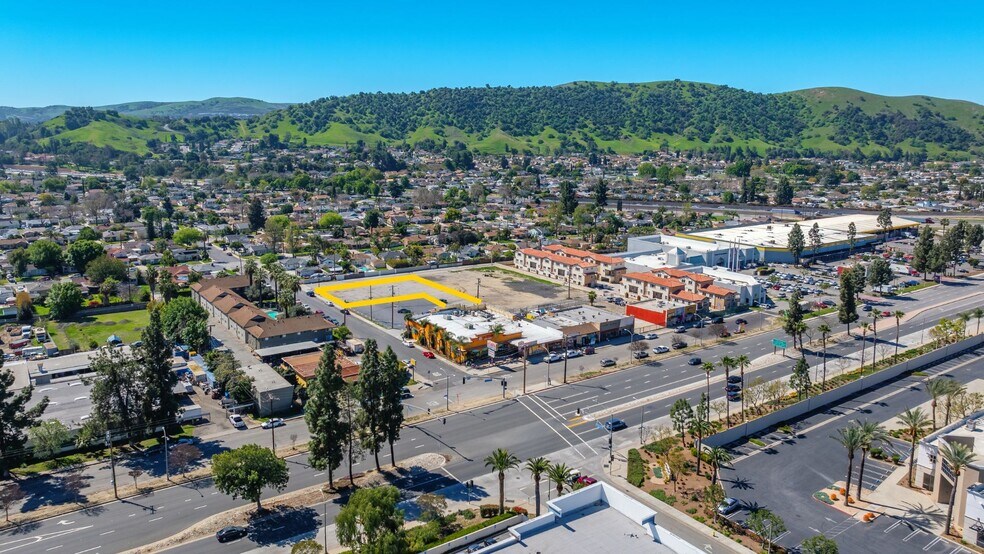 More Photos Of 1600 W Mission Blvd, Pomona Land For Sale