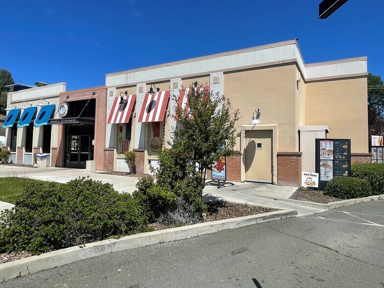 More Photos Of 9750 Highway 53, Lower Lake Fast Food For Sale