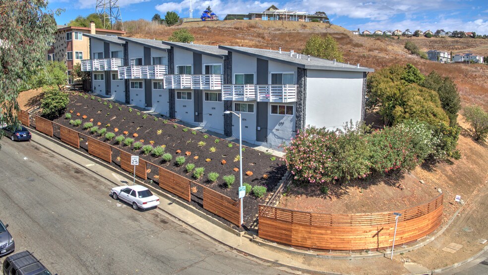 Primary Photo Of 102-116 Avian Dr, Vallejo Apartments For Sale