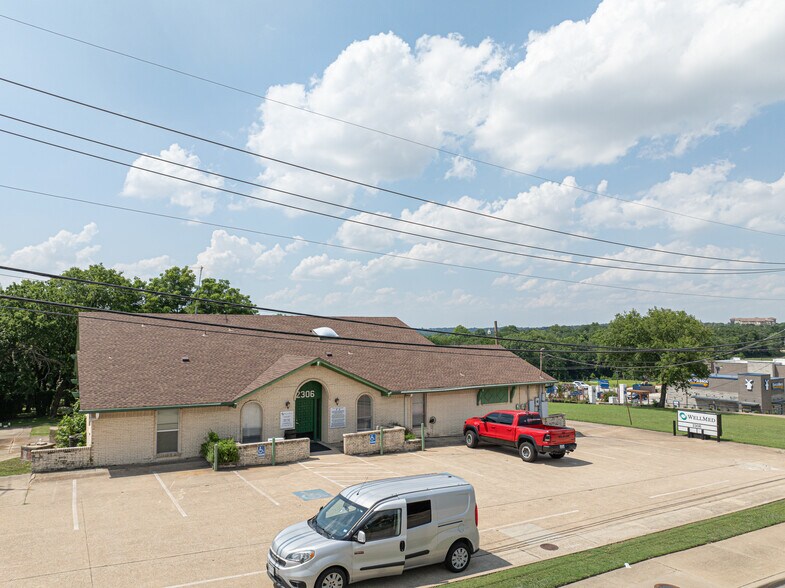 More Photos Of 2306 Ridge Rd, Rockwall Medical For Sale
