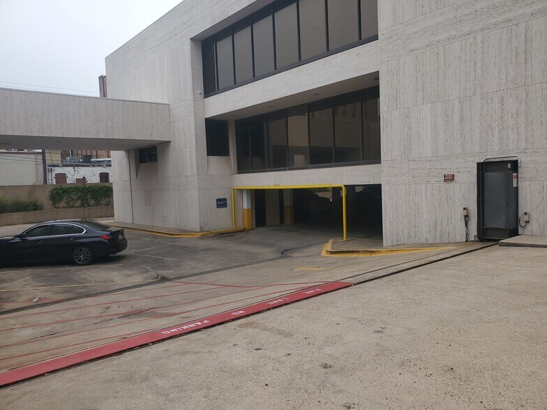 More Photos Of 2121 Market St, Galveston Coworking Space