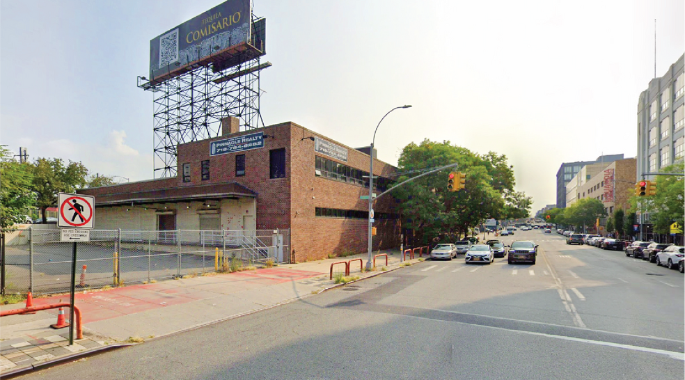 Primary Photo Of 30-35 Thomson Ave, Long Island City Manufacturing For Lease
