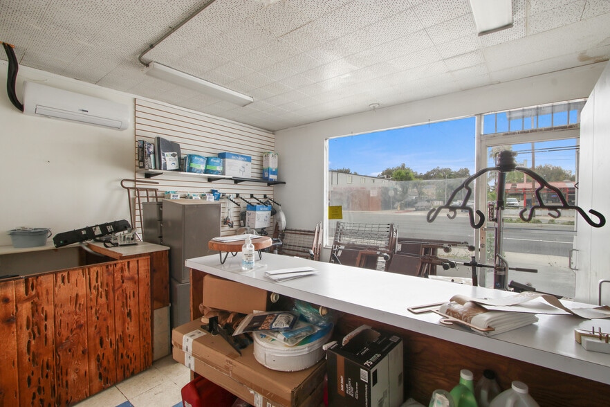 More Photos Of 4686-4688 W Imperial Hwy, Inglewood Freestanding For Sale