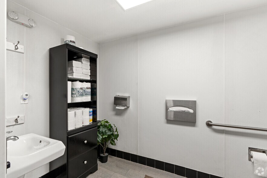 More Photos Of , San Jose General Retail For Sale