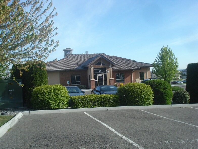 More Photos Of 7139 W Hood Pl, Kennewick Office For Lease