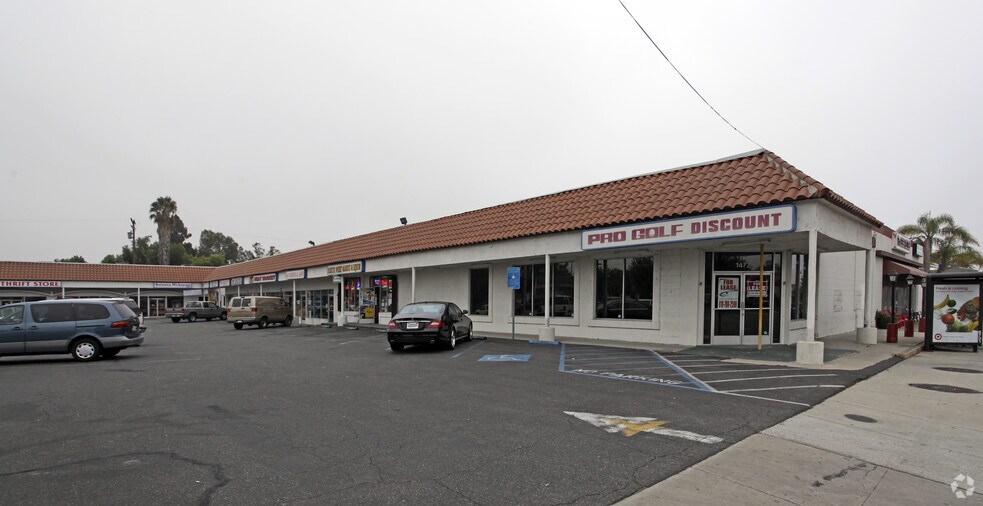 More Photos Of 1452-1496 Los Angeles/190, Simi Valley Unknown For Lease