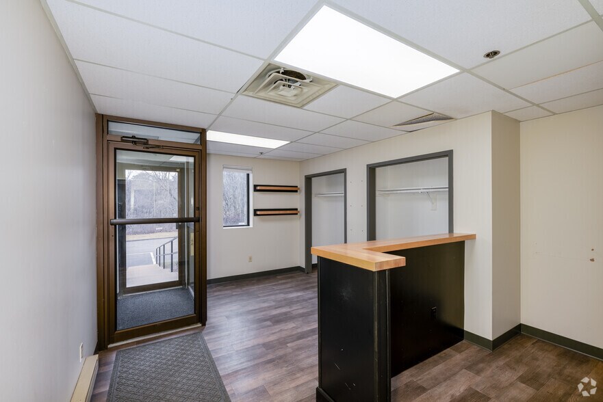 More Photos Of 378 Page St, Stoughton Light Distribution For Sale