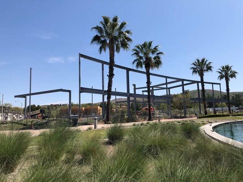 More Photos Of 2794 Pronio Cir, Corona Unknown For Lease