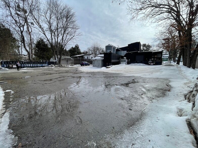 More Photos Of 776 Tolland St, East Hartford Warehouse For Sale