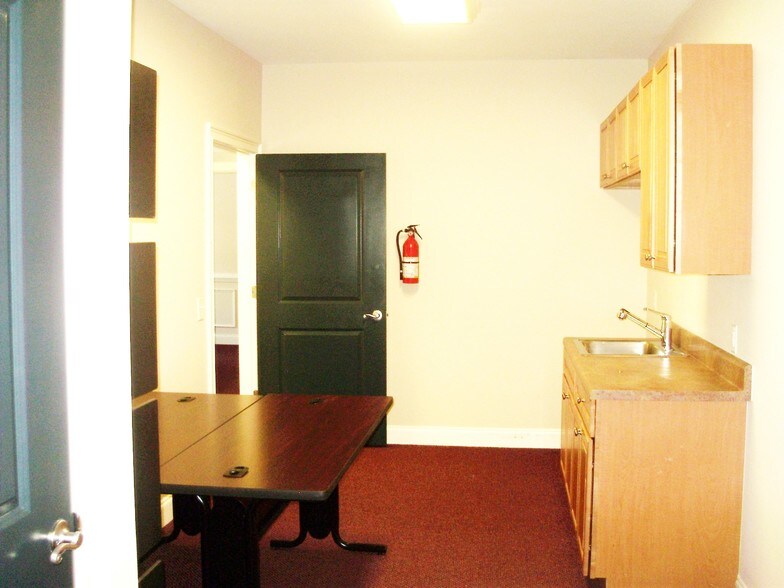 More Photos Of 5400 Laurel Springs Pky, Suwanee Office For Sale