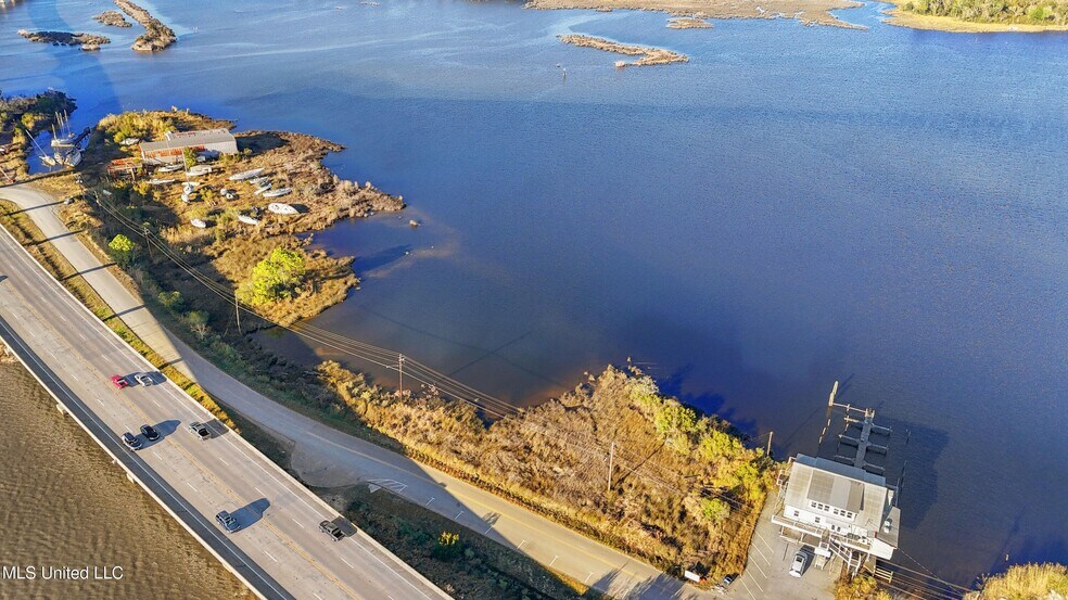 More Photos Of 5024 Main St, Moss Point Manufacturing For Sale