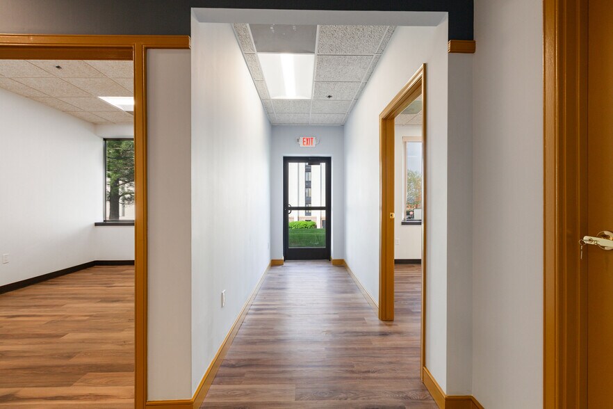 More Photos Of 1025 Berkshire Blvd, Wyomissing Medical For Lease