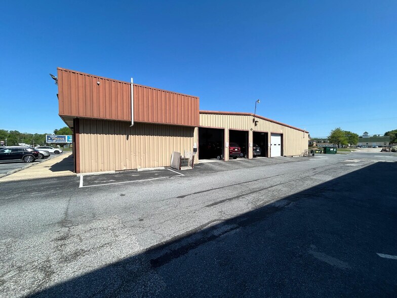 More Photos Of 4200 N Dupont Hwy, Dover Freestanding For Sale